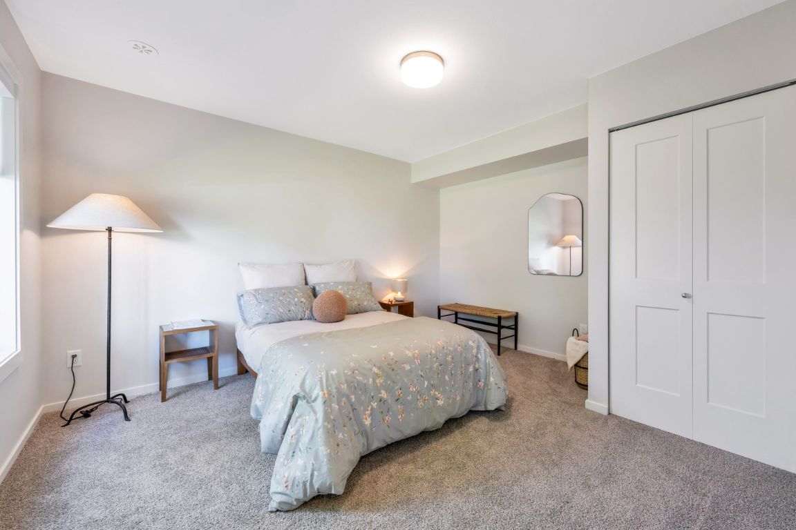 http://fox%20and%20aikins%20south%20bedroom